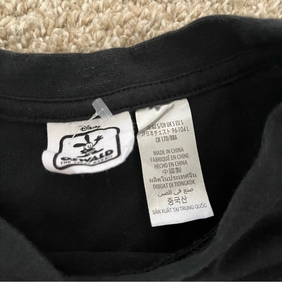 Oswald the Lucky Rabbit Disney 100 t-shirt -NWOT- - Picture 3 of 5